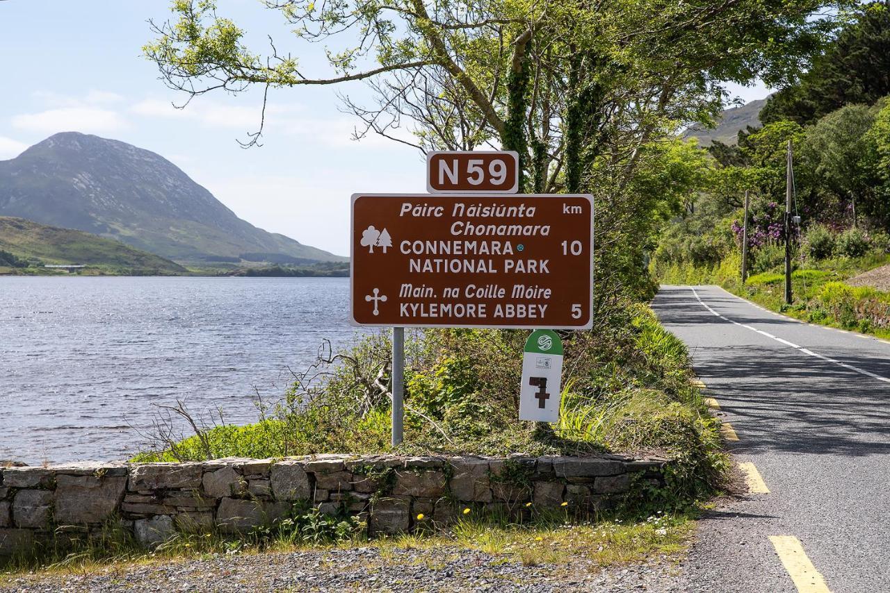 Kylemore House Boutique Apartments - Connemara Suite 外观 照片